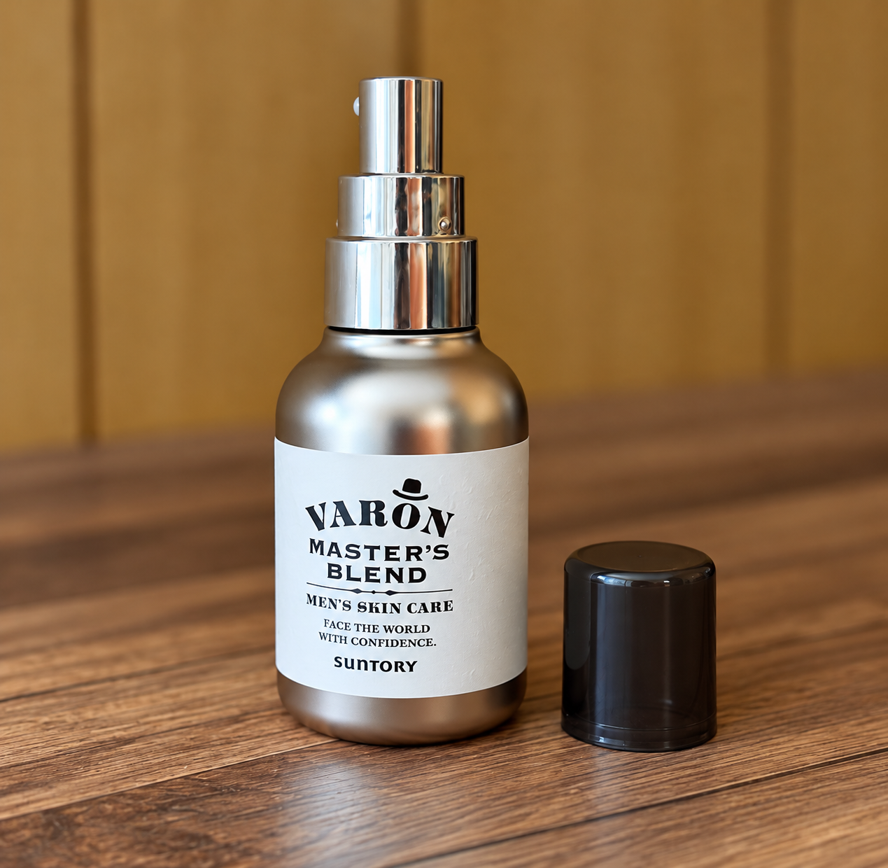 サントリー VARON マスターズブレンドの実物写真